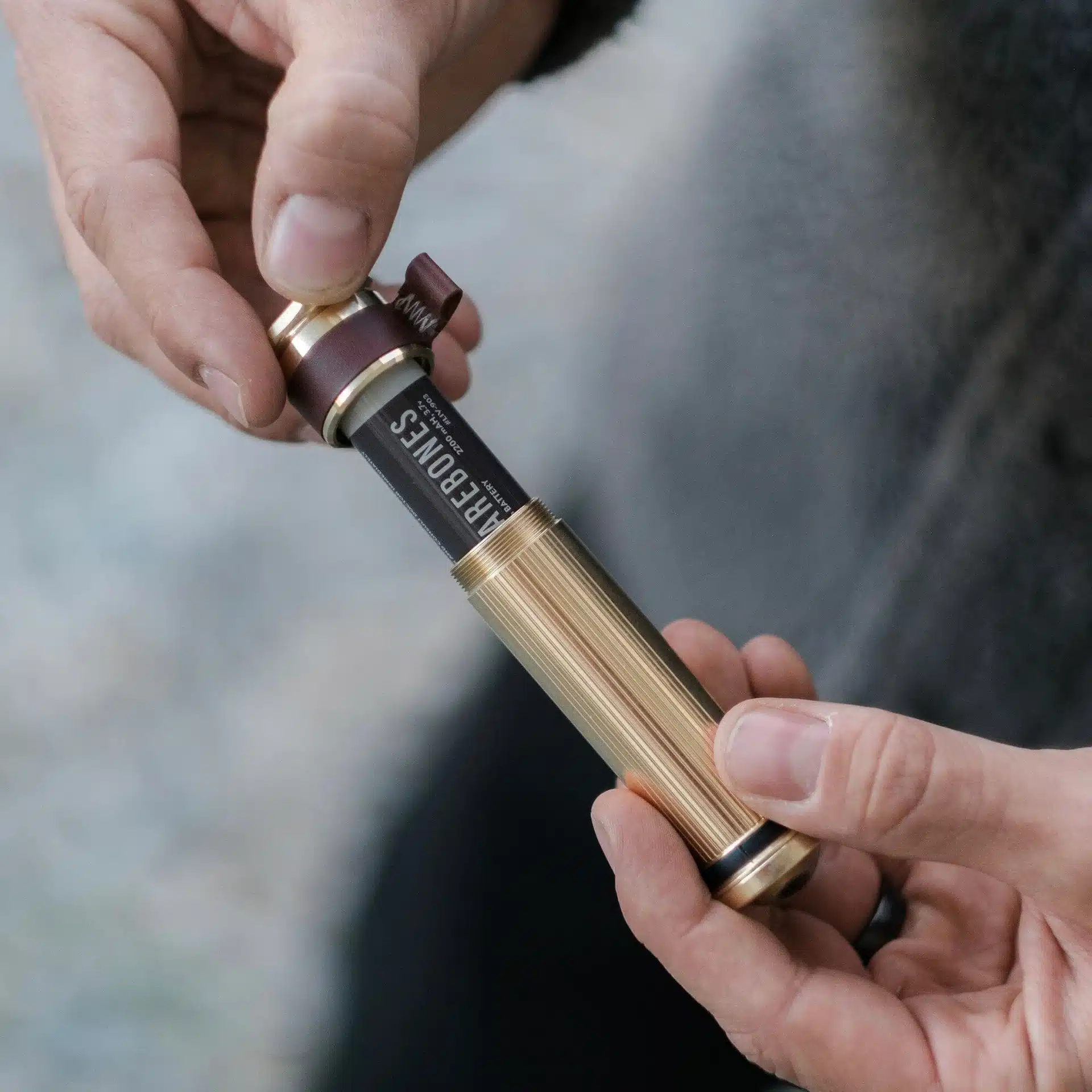 LIV 155 MiniFlashlight Brass PDP