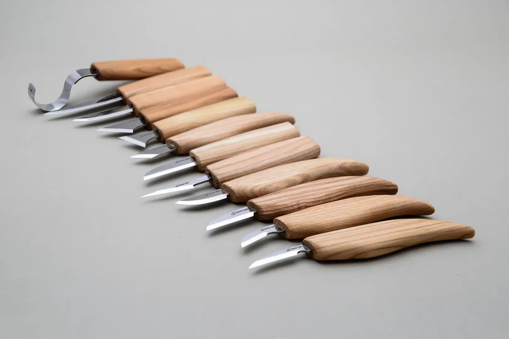 Product S10 wood carving set of 12