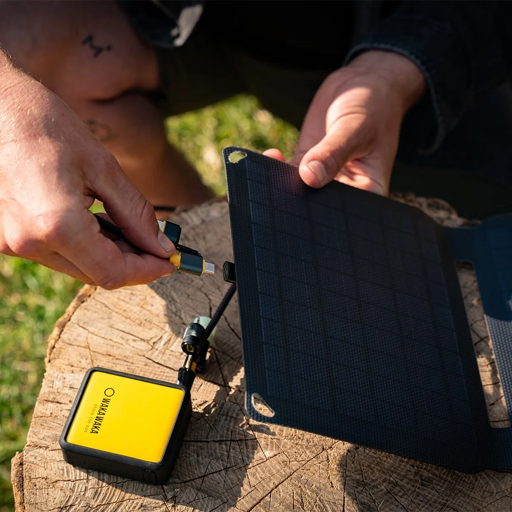 WakaWaka Solar 10 – Ultralicht Opladbaar Zonnepaneel voor Reizen & Outdoor - Afbeelding 9